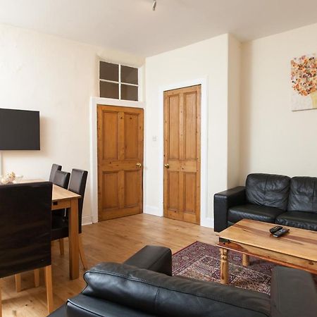 Cozy Apartment Beside Edinburgh Castle!!! المظهر الخارجي الصورة