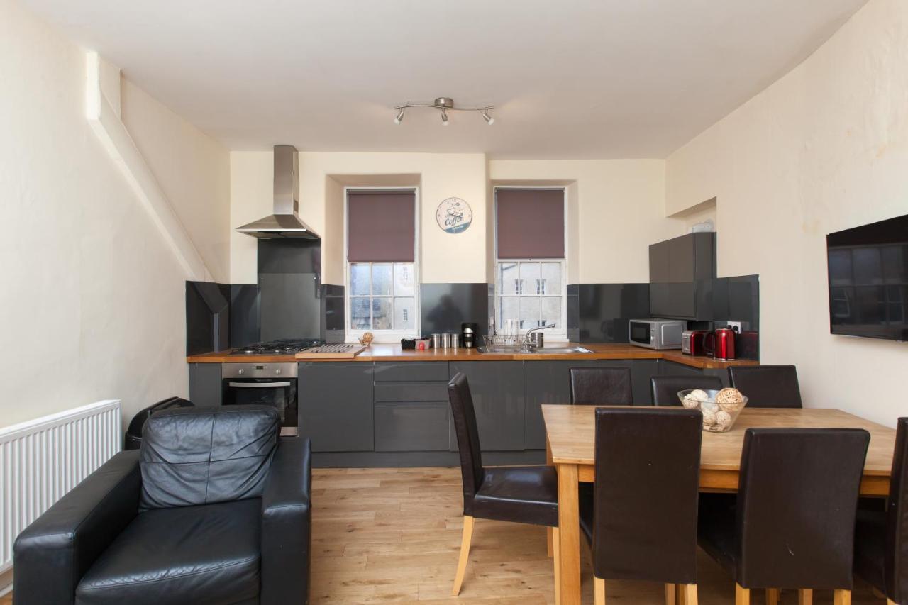 Cozy Apartment Beside Edinburgh Castle!!! المظهر الخارجي الصورة