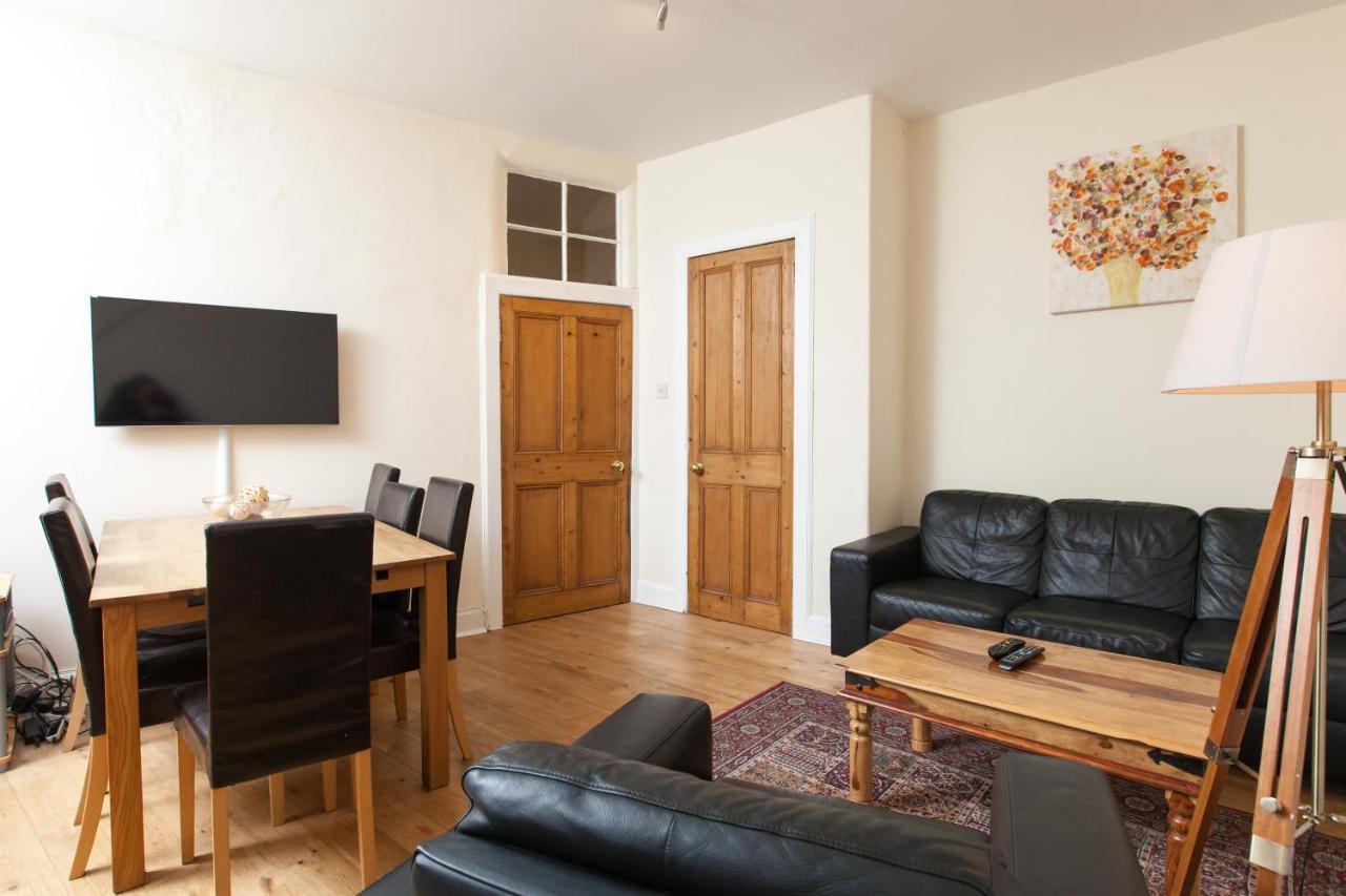 Cozy Apartment Beside Edinburgh Castle!!! المظهر الخارجي الصورة